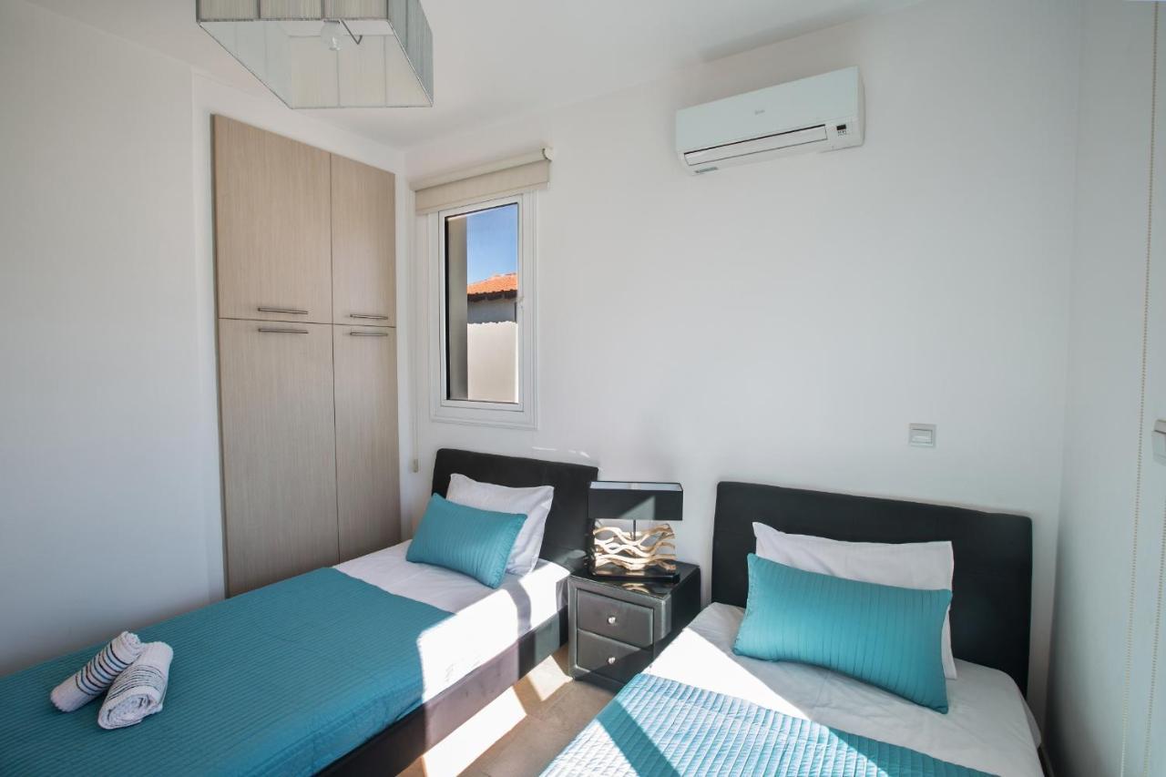 Seaspray Villa Protaras Eksteriør billede